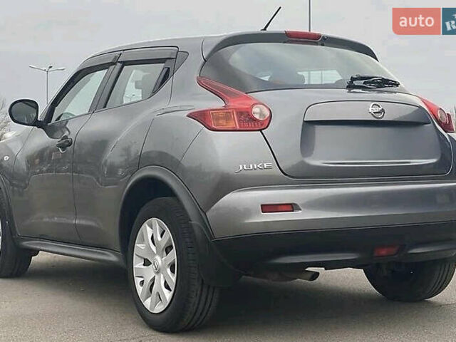 Серый Ниссан Жук, объемом двигателя 1.6 л и пробегом 139 тыс. км за 9350 $, фото 6 на Automoto.ua