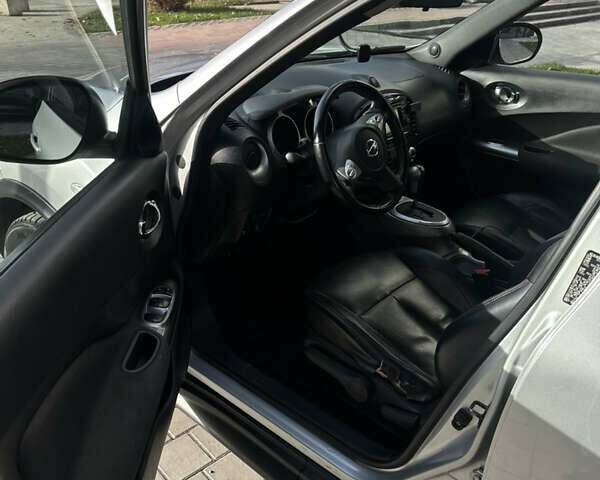 Серый Ниссан Жук, объемом двигателя 1.6 л и пробегом 112 тыс. км за 9500 $, фото 21 на Automoto.ua