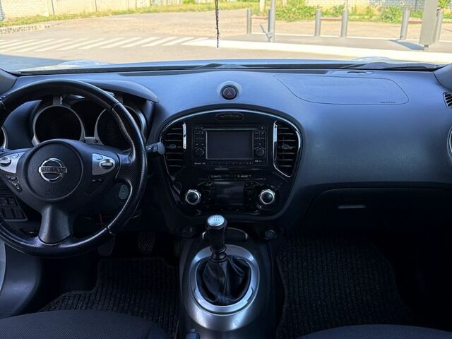 Серый Ниссан Жук, объемом двигателя 1.5 л и пробегом 149 тыс. км за 7900 $, фото 5 на Automoto.ua