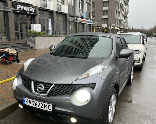 Серый Ниссан Жук, объемом двигателя 1.6 л и пробегом 147 тыс. км за 9700 $, фото 1 на Automoto.ua