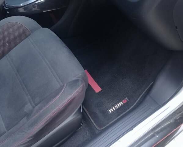 Сірий Ніссан Жук, об'ємом двигуна 1.62 л та пробігом 155 тис. км за 13500 $, фото 30 на Automoto.ua