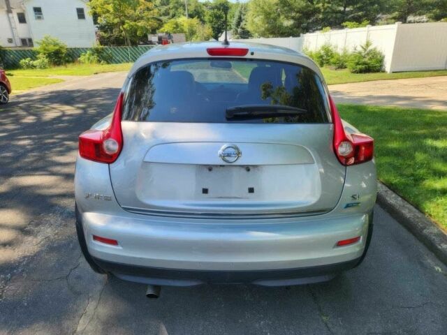 Серый Ниссан Жук, объемом двигателя 1.6 л и пробегом 84 тыс. км за 7500 $, фото 5 на Automoto.ua