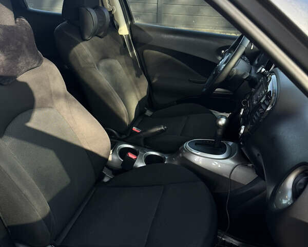 Сірий Ніссан Жук, об'ємом двигуна 1.6 л та пробігом 82 тис. км за 10700 $, фото 7 на Automoto.ua