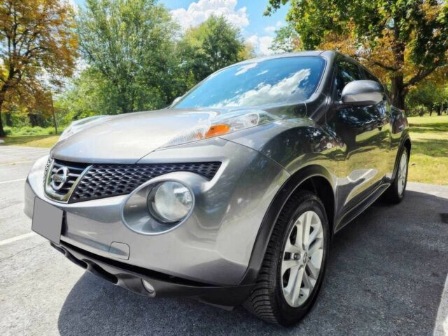 Серый Ниссан Жук, объемом двигателя 1.6 л и пробегом 84 тыс. км за 4400 $, фото 1 на Automoto.ua