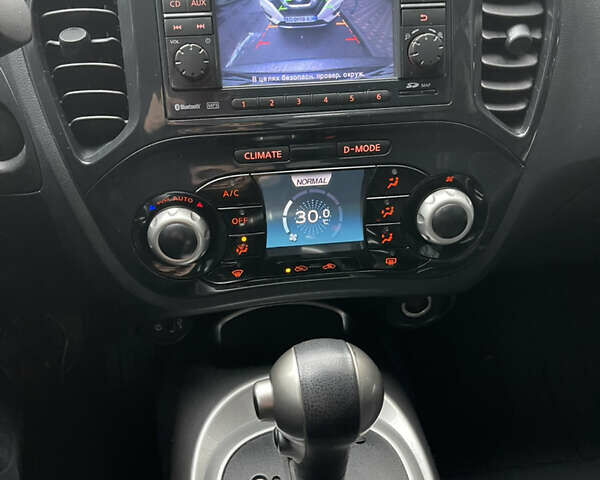 Серый Ниссан Жук, объемом двигателя 1.6 л и пробегом 147 тыс. км за 9700 $, фото 9 на Automoto.ua