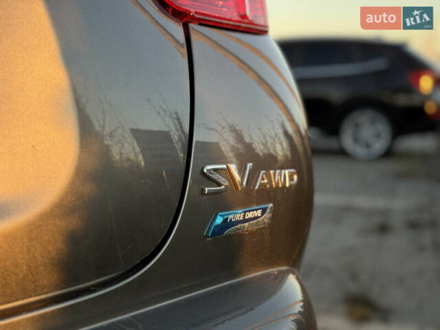 Серый Ниссан Жук, объемом двигателя 1.6 л и пробегом 256 тыс. км за 8900 $, фото 12 на Automoto.ua