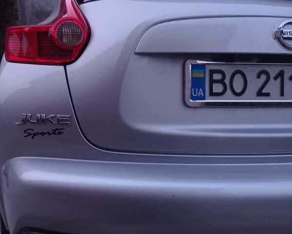 Сірий Ніссан Жук, об'ємом двигуна 1.62 л та пробігом 155 тис. км за 13500 $, фото 28 на Automoto.ua