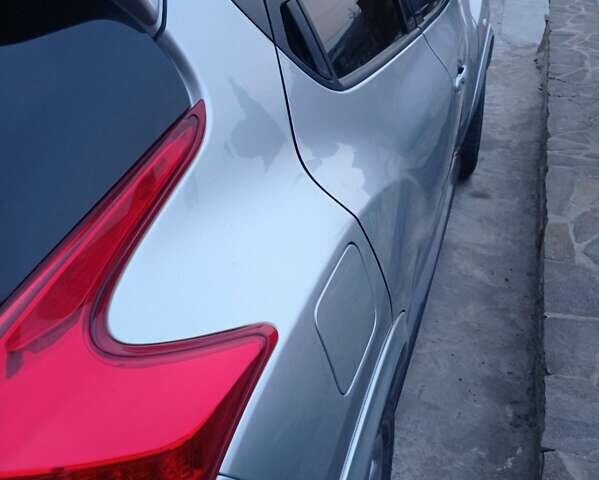 Сірий Ніссан Жук, об'ємом двигуна 1.62 л та пробігом 155 тис. км за 13500 $, фото 34 на Automoto.ua