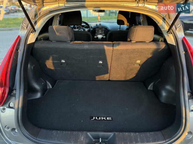 Серый Ниссан Жук, объемом двигателя 1.6 л и пробегом 256 тыс. км за 8900 $, фото 19 на Automoto.ua