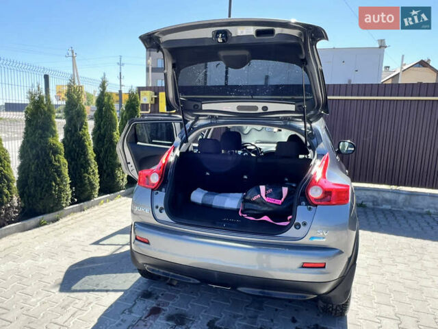Сірий Ніссан Жук, об'ємом двигуна 1.62 л та пробігом 110 тис. км за 10500 $, фото 4 на Automoto.ua