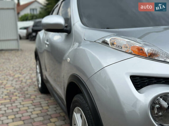 Сірий Ніссан Жук, об'ємом двигуна 1.6 л та пробігом 153 тис. км за 9999 $, фото 6 на Automoto.ua