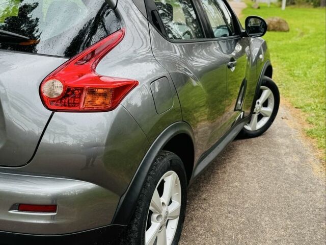 Серый Ниссан Жук, объемом двигателя 1.5 л и пробегом 245 тыс. км за 8700 $, фото 5 на Automoto.ua