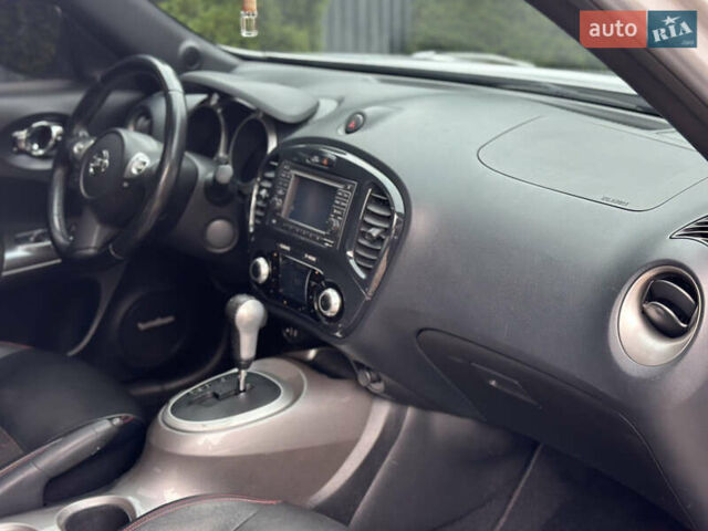 Сірий Ніссан Жук, об'ємом двигуна 1.6 л та пробігом 153 тис. км за 9999 $, фото 10 на Automoto.ua