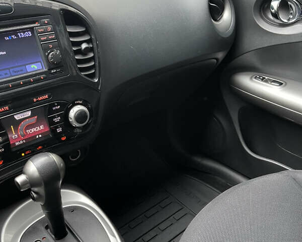 Серый Ниссан Жук, объемом двигателя 1.6 л и пробегом 147 тыс. км за 9700 $, фото 12 на Automoto.ua