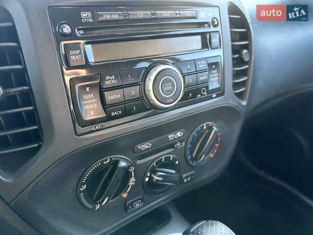Сірий Ніссан Жук, об'ємом двигуна 1.6 л та пробігом 124 тис. км за 6799 $, фото 13 на Automoto.ua