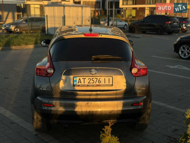 Серый Ниссан Жук, объемом двигателя 1.6 л и пробегом 256 тыс. км за 8900 $, фото 6 на Automoto.ua