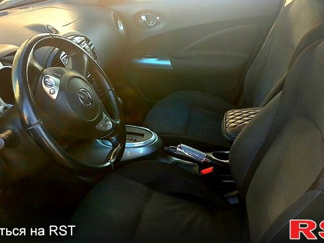 Сірий Ніссан Жук, об'ємом двигуна 1.6 л та пробігом 106 тис. км за 11000 $, фото 6 на Automoto.ua