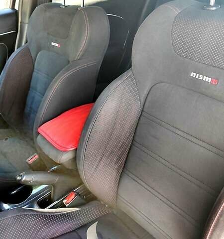 Серый Ниссан Жук, объемом двигателя 1.62 л и пробегом 148 тыс. км за 10499 $, фото 17 на Automoto.ua