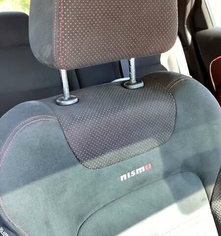 Серый Ниссан Жук, объемом двигателя 1.62 л и пробегом 148 тыс. км за 10499 $, фото 10 на Automoto.ua