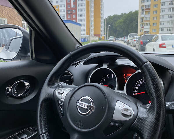 Серый Ниссан Жук, объемом двигателя 1.6 л и пробегом 160 тыс. км за 11200 $, фото 15 на Automoto.ua