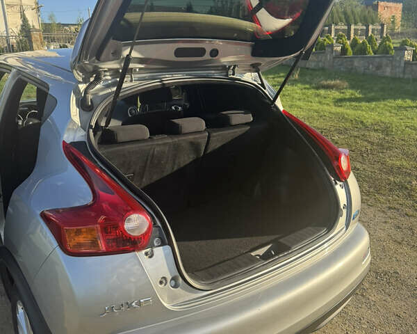 Сірий Ніссан Жук, об'ємом двигуна 1.46 л та пробігом 100 тис. км за 8500 $, фото 10 на Automoto.ua