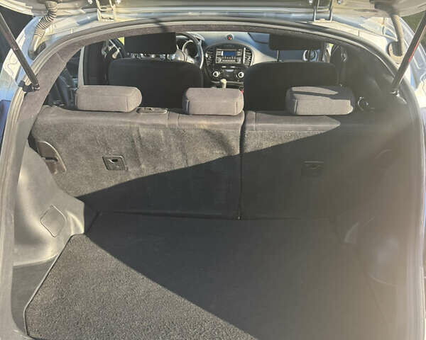 Сірий Ніссан Жук, об'ємом двигуна 1.46 л та пробігом 100 тис. км за 8500 $, фото 9 на Automoto.ua