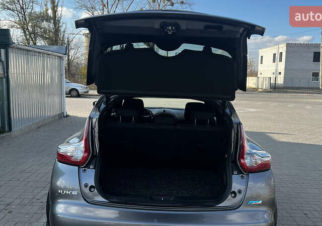 Серый Ниссан Жук, объемом двигателя 1.5 л и пробегом 213 тыс. км за 12300 $, фото 8 на Automoto.ua