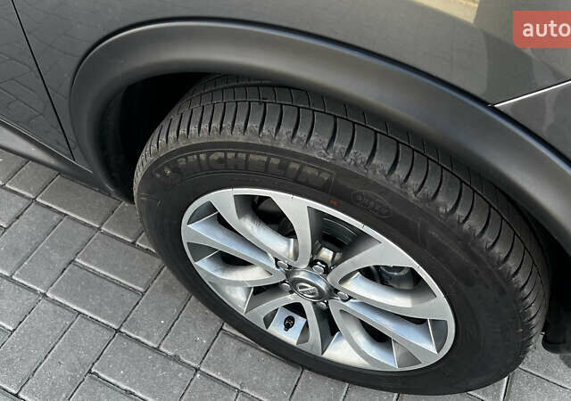 Серый Ниссан Жук, объемом двигателя 1.5 л и пробегом 213 тыс. км за 12300 $, фото 24 на Automoto.ua