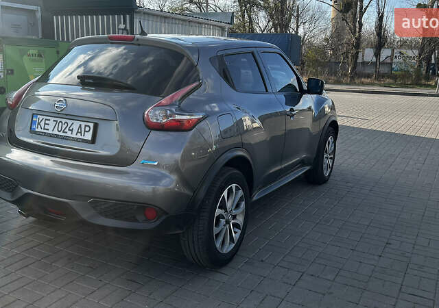 Серый Ниссан Жук, объемом двигателя 1.5 л и пробегом 213 тыс. км за 12300 $, фото 4 на Automoto.ua