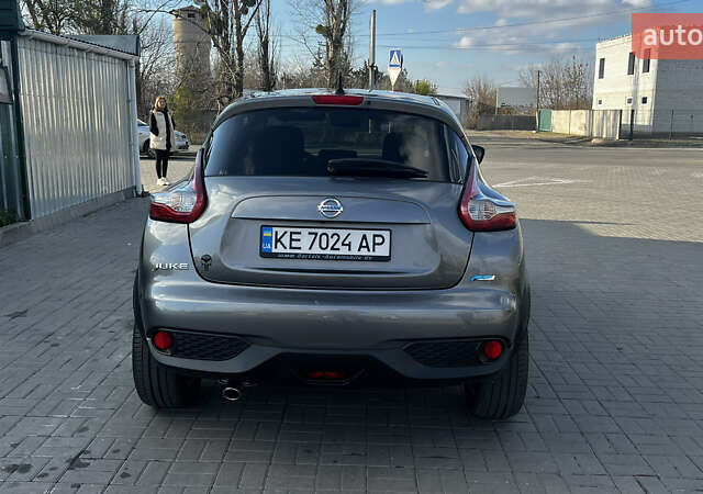 Серый Ниссан Жук, объемом двигателя 1.5 л и пробегом 213 тыс. км за 12300 $, фото 5 на Automoto.ua