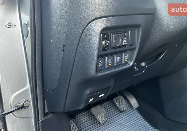 Серый Ниссан Жук, объемом двигателя 1.5 л и пробегом 213 тыс. км за 12300 $, фото 13 на Automoto.ua