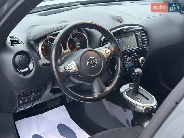 Серый Ниссан Жук, объемом двигателя 1.6 л и пробегом 51 тыс. км за 13490 $, фото 19 на Automoto.ua