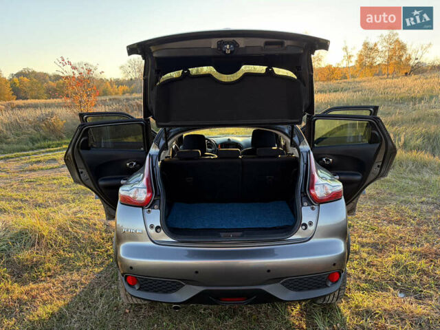 Серый Ниссан Жук, объемом двигателя 1.6 л и пробегом 100 тыс. км за 12500 $, фото 13 на Automoto.ua