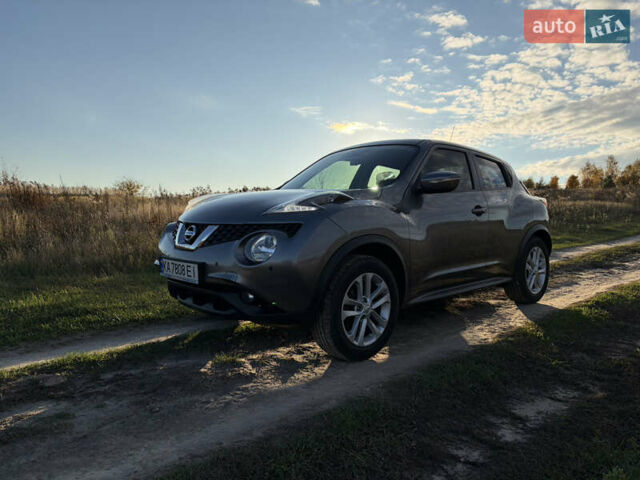 Серый Ниссан Жук, объемом двигателя 1.6 л и пробегом 100 тыс. км за 12500 $, фото 2 на Automoto.ua
