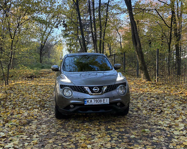 Серый Ниссан Жук, объемом двигателя 1.6 л и пробегом 100 тыс. км за 12500 $, фото 1 на Automoto.ua