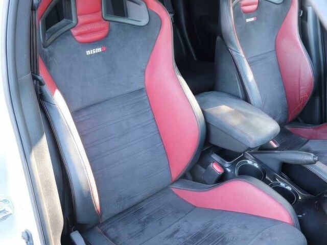 Сірий Ніссан Жук, об'ємом двигуна 1.6 л та пробігом 112 тис. км за 8500 $, фото 10 на Automoto.ua