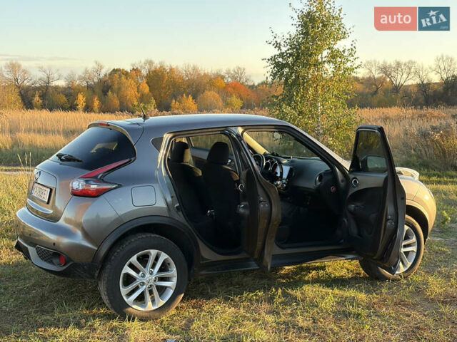 Серый Ниссан Жук, объемом двигателя 1.6 л и пробегом 100 тыс. км за 12500 $, фото 12 на Automoto.ua