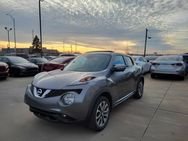 Серый Ниссан Жук, объемом двигателя 1.6 л и пробегом 69 тыс. км за 9240 $, фото 2 на Automoto.ua