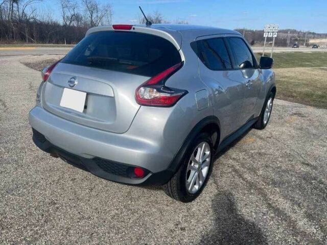 Серый Ниссан Жук, объемом двигателя 1.6 л и пробегом 42 тыс. км за 2600 $, фото 1 на Automoto.ua