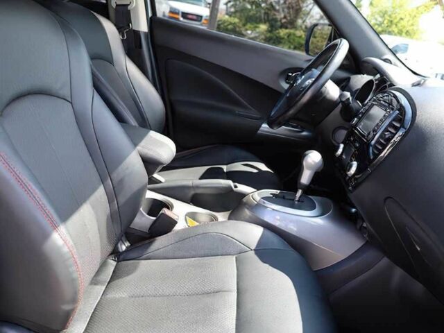 Серый Ниссан Жук, объемом двигателя 1.6 л и пробегом 97 тыс. км за 11000 $, фото 9 на Automoto.ua