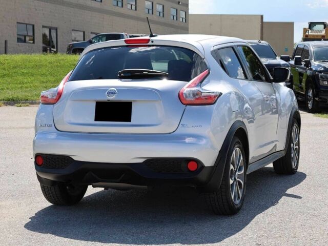 Серый Ниссан Жук, объемом двигателя 1.6 л и пробегом 97 тыс. км за 11000 $, фото 7 на Automoto.ua