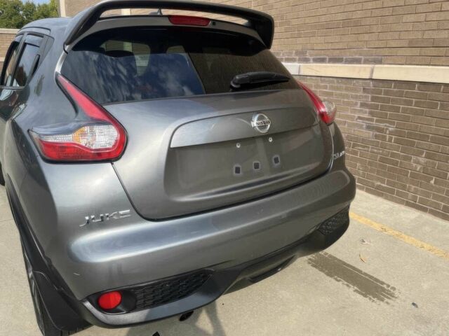 Серый Ниссан Жук, объемом двигателя 1.6 л и пробегом 63 тыс. км за 2000 $, фото 4 на Automoto.ua