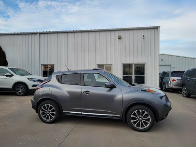 Серый Ниссан Жук, объемом двигателя 1.6 л и пробегом 69 тыс. км за 9240 $, фото 7 на Automoto.ua