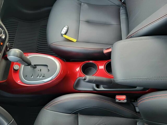 Серый Ниссан Жук, объемом двигателя 1.6 л и пробегом 69 тыс. км за 9240 $, фото 12 на Automoto.ua