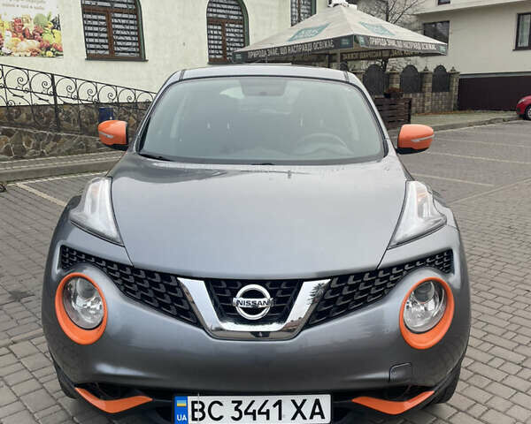 Серый Ниссан Жук, объемом двигателя 1.6 л и пробегом 65 тыс. км за 12500 $, фото 1 на Automoto.ua