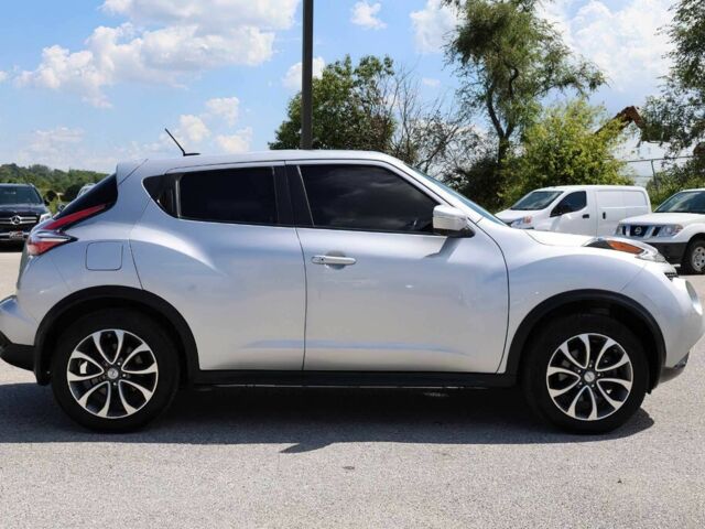 Серый Ниссан Жук, объемом двигателя 1.6 л и пробегом 97 тыс. км за 11000 $, фото 3 на Automoto.ua