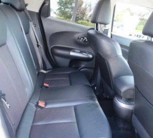 Сірий Ніссан Жук, об'ємом двигуна 1.6 л та пробігом 99 тис. км за 8900 $, фото 10 на Automoto.ua