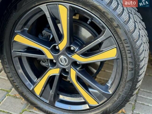 Серый Ниссан Жук, объемом двигателя 1.6 л и пробегом 122 тыс. км за 14300 $, фото 11 на Automoto.ua