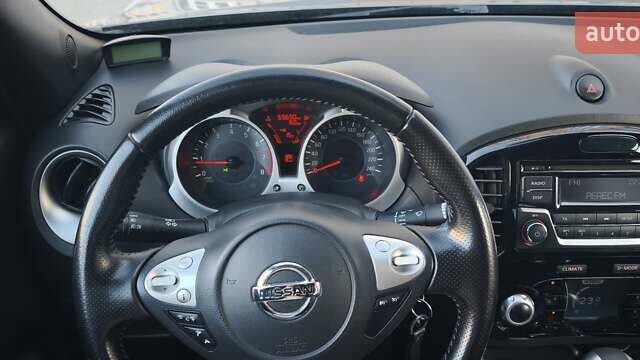 Сірий Ніссан Жук, об'ємом двигуна 1.6 л та пробігом 69 тис. км за 14000 $, фото 8 на Automoto.ua