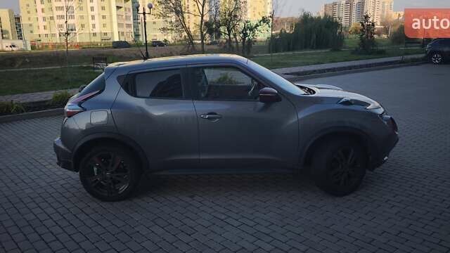 Сірий Ніссан Жук, об'ємом двигуна 1.6 л та пробігом 69 тис. км за 14000 $, фото 1 на Automoto.ua